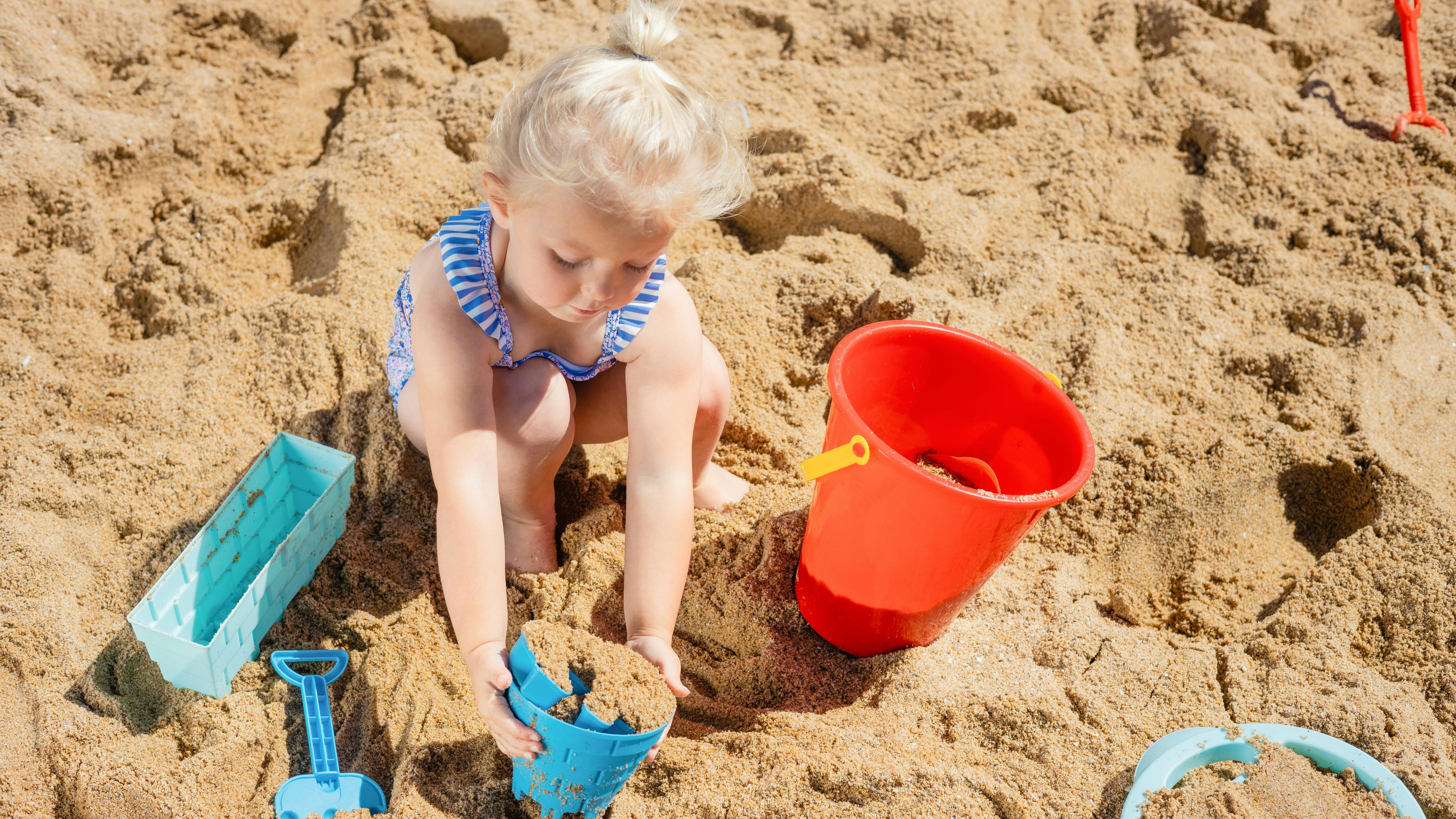 How to Encourage Outdoor Play at Home
